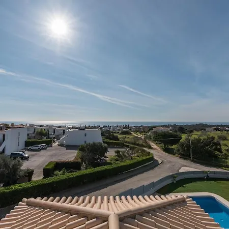 Arina Bed & Breakfast Porches (Algarve)